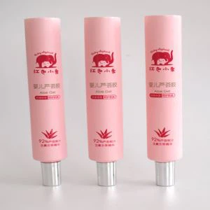 Klem kosmetiske rør av plast